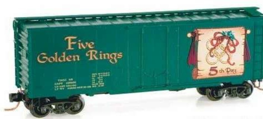 * | Micro-Trains 02100505 N Five Golden Rings 40 Plug Door Christmas Boxcar #05