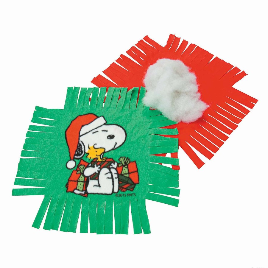 * | Peanuts Christmas Fleece Tied Pillow Craft Kit Makes 6